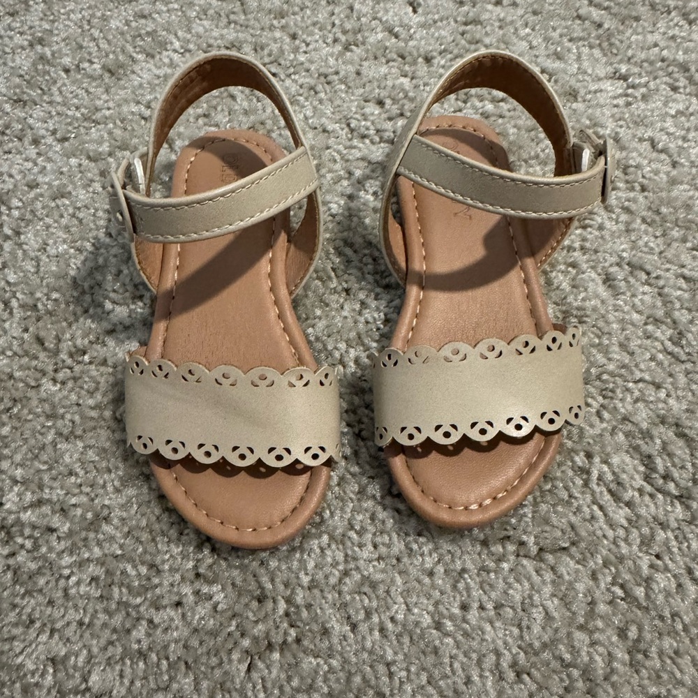 Old Navy Kids Tan Sandals with Scalloped Design